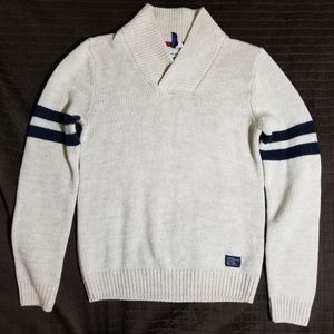 Divided Shawl sweater